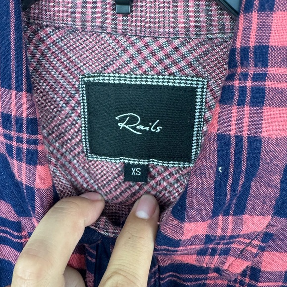 Rails Hunter Pink Blue Plaid Button Down Shirt Double Pockets - Picture 2 of 6